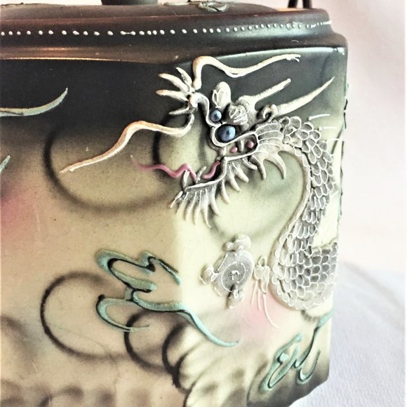 Japanese Dragonware Covered Tea Caddy - Picture 5 of 15